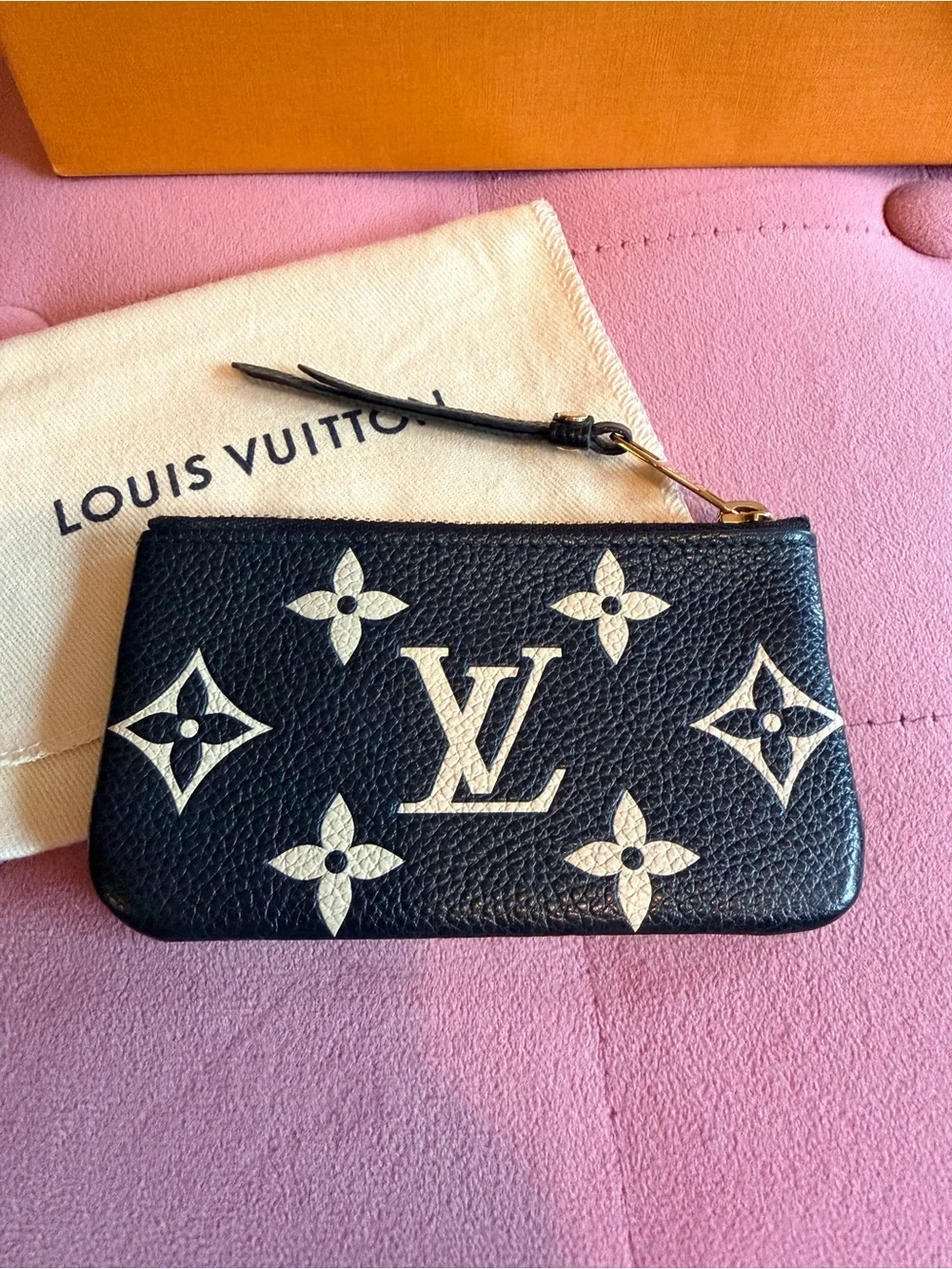 Louis Vuitton key pouch in bicolor black and cream